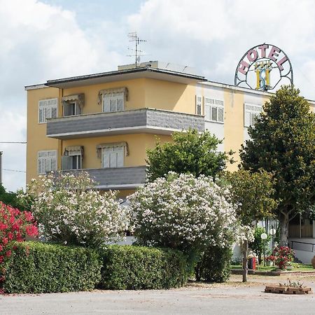 Hotel Sabatino Follonica Exterior photo