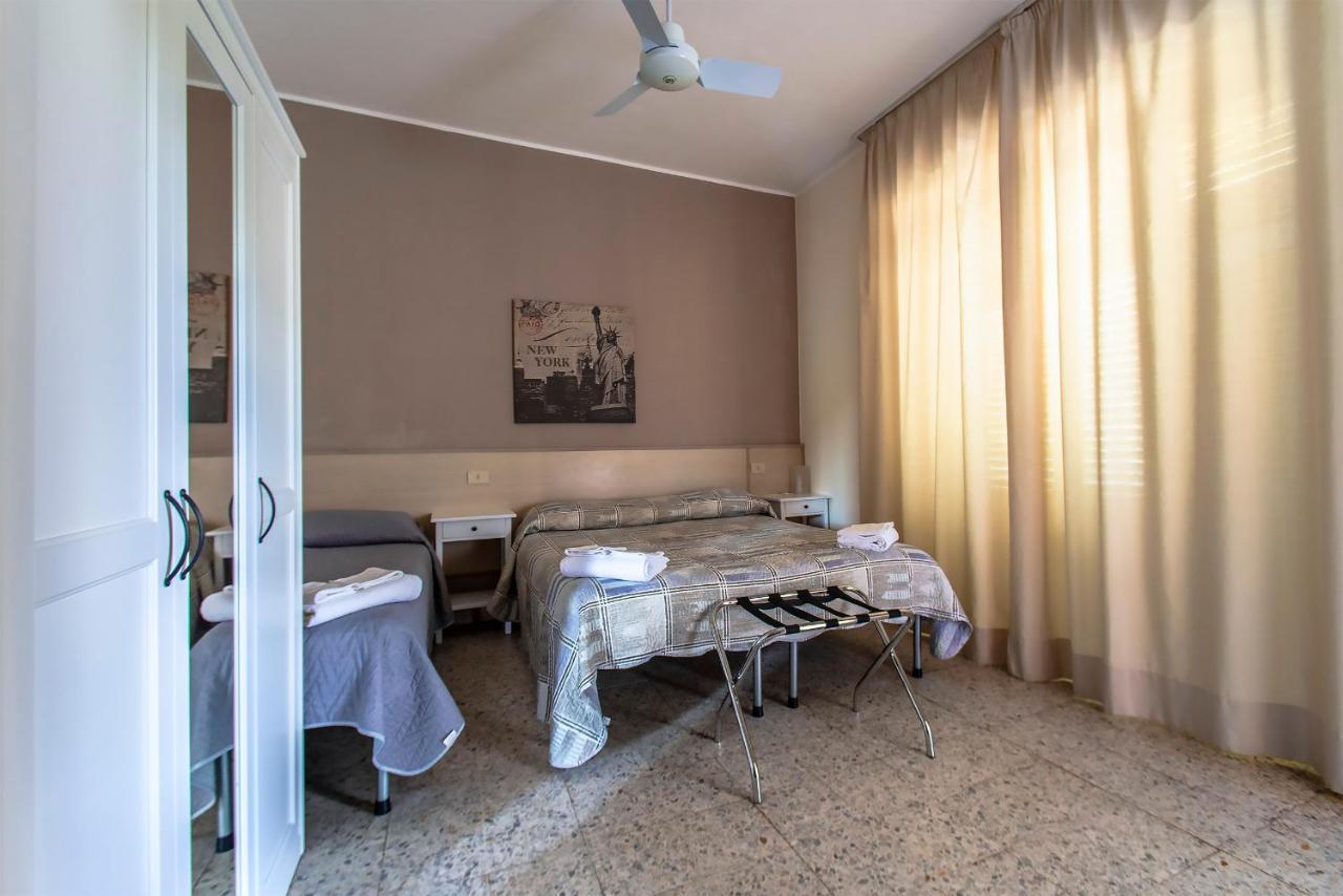 Hotel Sabatino Follonica Exterior photo